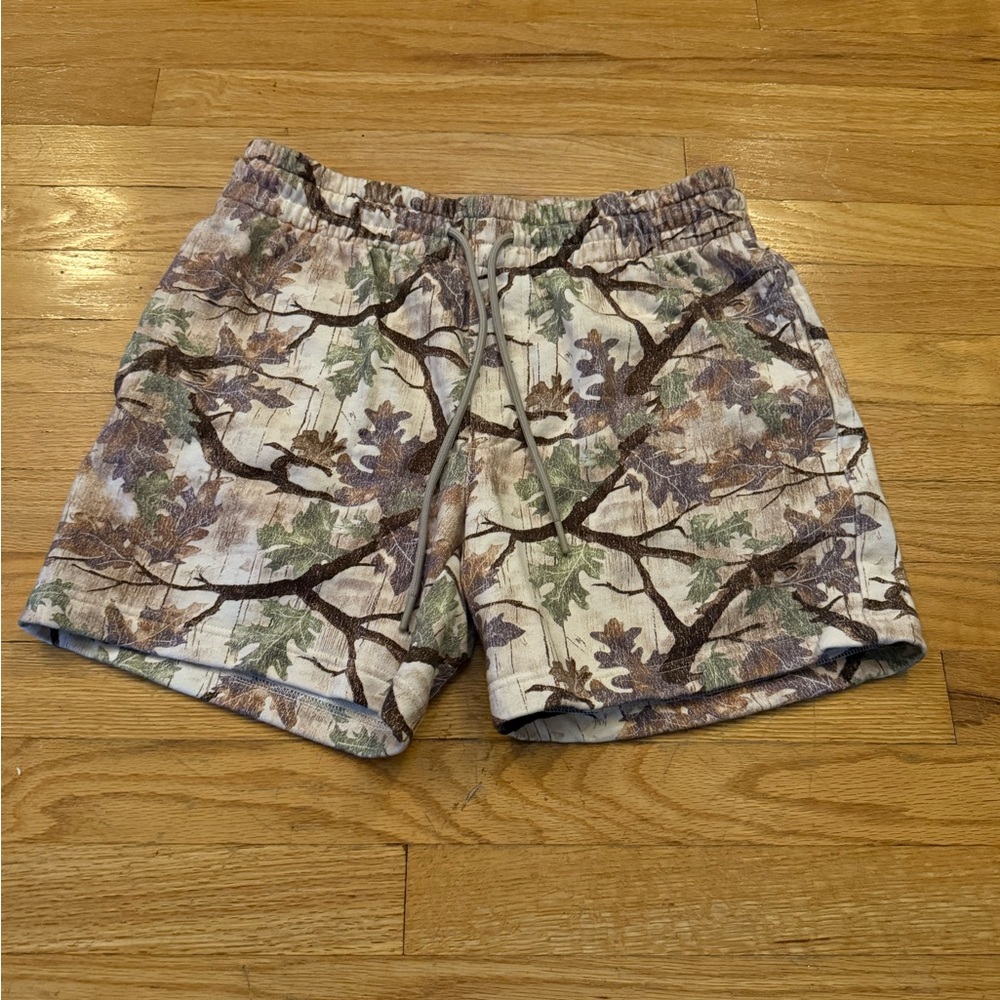 Original Use Multicolor Camouflage Shorts